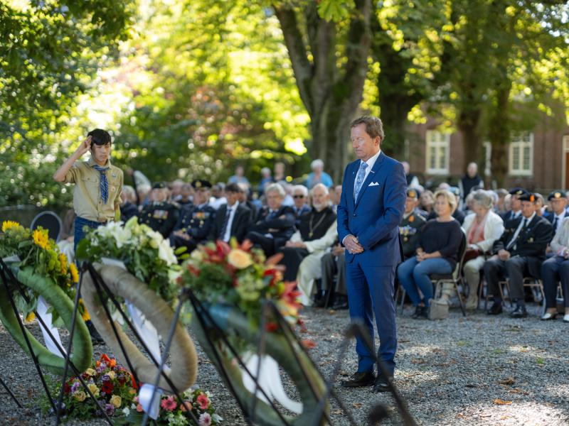 ../public/images/images/fotos/2023/Op Vleugels Der Vrijheid - 24 sept 2023 - 147.jpg